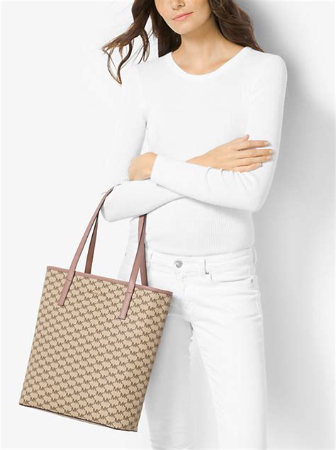 Emry Large Logo Tote 